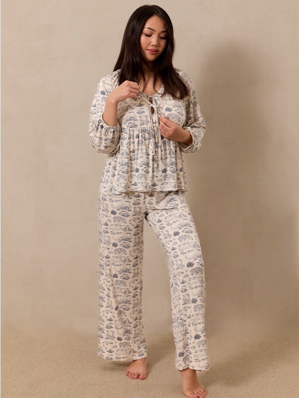 Solly Baby- Women's Cream Floral Lounge Sleep Set